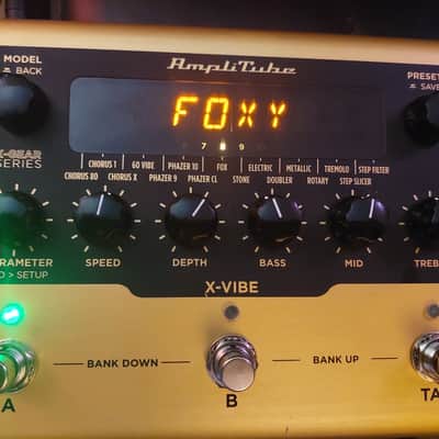 IK-Multimedia AmpliTube X-Vibe - Made in Italy - USB Connectivity image 2