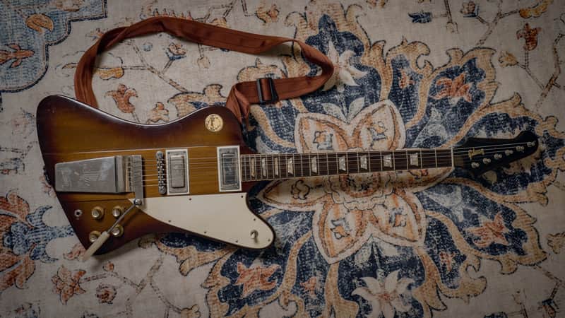 Gibson Limited Edition Firebird V Medallion Model 1972 - Sunburst image 1