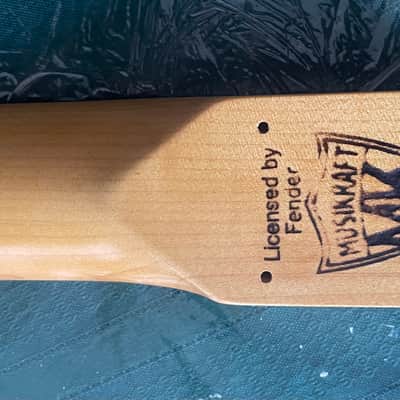 Musikraft stratocaster replacement neck - 1/4 sawn nitro lacquer image 11