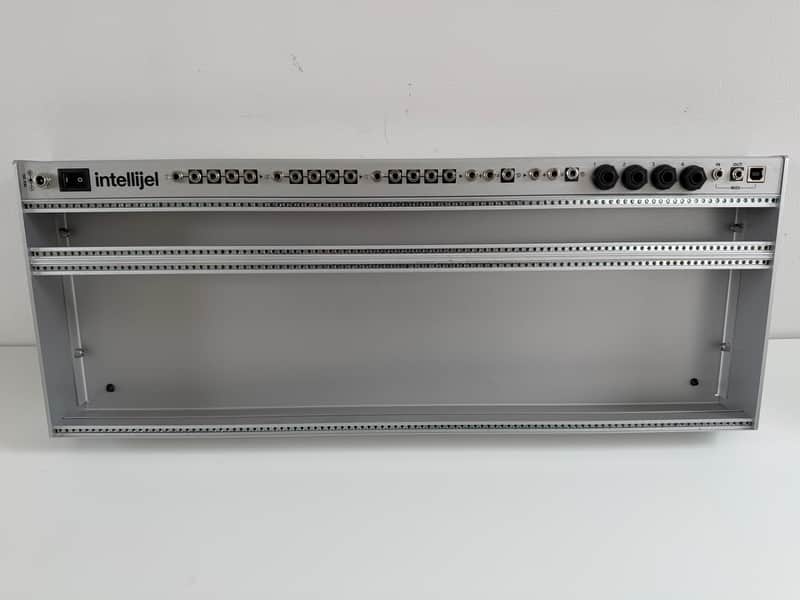 Intellijel 4U 104HP Palette Case 2019 - Present - Silver image 1