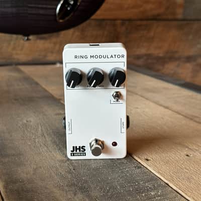 JHS 3 Series Ring Modulator image 2