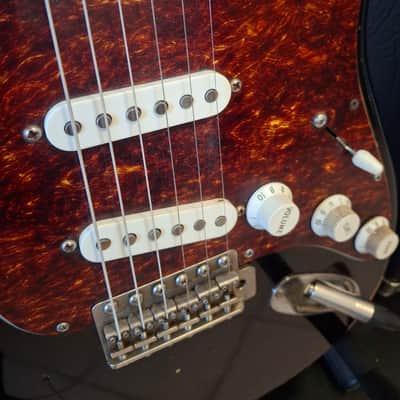 Haar TRADITIONAL STRATOCASTER SSS 2019 - Black SUHR PICK UP image 8