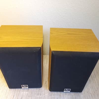 Infinity SL-10 Bookshelf Speakers USA 80s Vintage Refurbished image 2