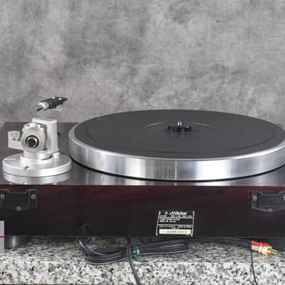 Victor QL-A70 Auto-Lift Direct Drive Stereo Record Player in Good Condition image 14
