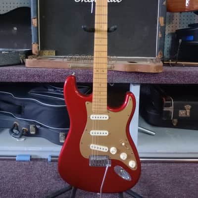 Fender 50th Anniversary American Deluxe Strat Candy Apple Red/Gold  2004 Red w/Gold Pickguard & Tweed Hardcase *** FREE SHIPPING *** image 1