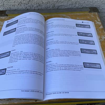 Blue Chip Axon AX-100 Users Manual 1998 image 4
