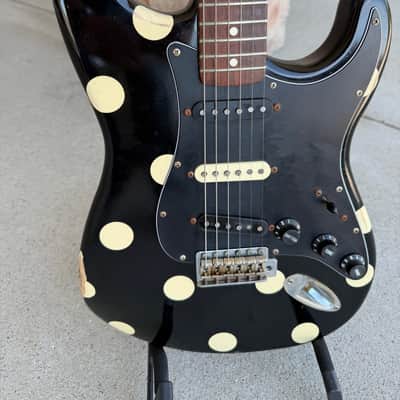 Fender Buddy Guy Artist Series Signature Stratocaster Black with Polka Dots Roadworn image 3