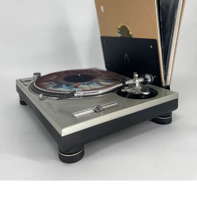 Apache Record Stand image 3