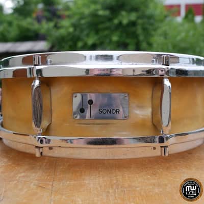 Sonor Teardrop D422 D421 Snare 14" x 4,5" 6-ply Gold Satin Flame Vintage Mid 60s image 9