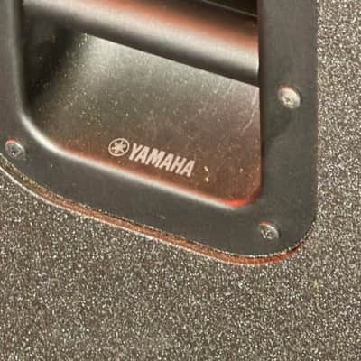 Yamaha DSR115 15" 2 way Powered Loudspeakers image 8