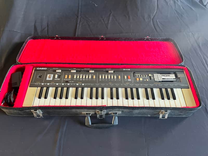 Casio MT-800 Casiotone 49-Key Synthesizer | Reverb