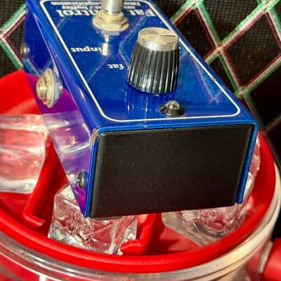 Demeter MB-2B MIDBOOST/FAT CONTROL PEDAL CUSTOM COLOR  NAMM LIMITED EDITION  BLUE METALLIC  ( New Old Stock) image 7