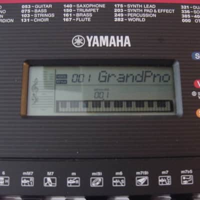 Yamaha PSR-E263 61-Key Portable Keyboard 2017 - Present - Black image 12