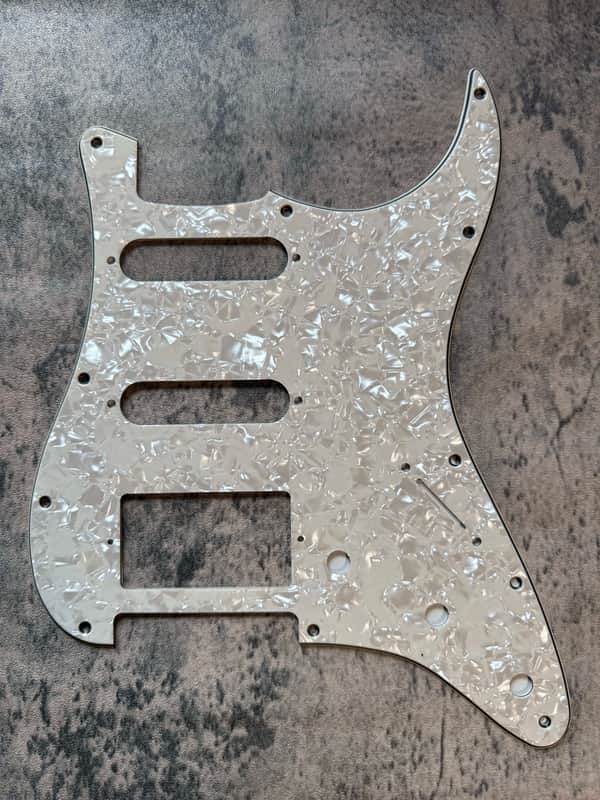 BMC Standard Stratocaster® Strat® Pickguard 3 Ply 11 Hole HSS Humbucker Single Single Oyster Pearl  [L15] image 1
