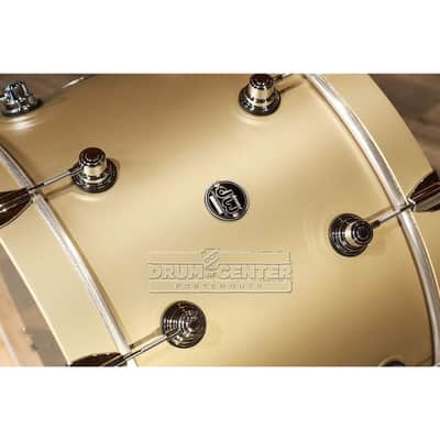 DW Performance Bass Drum 22x14 Hard Satin Gold Mist image 3