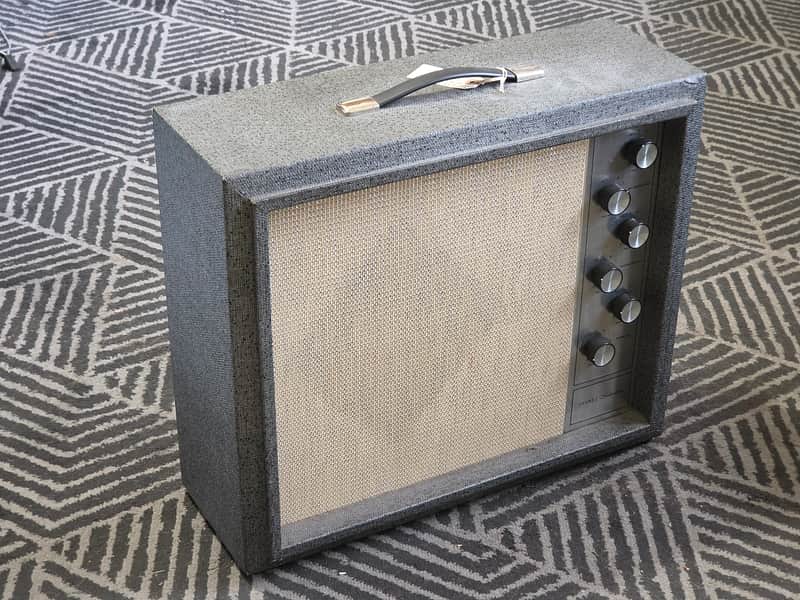 Silvertone Model 1482 5-Watt 1x12 Guitar Combo
