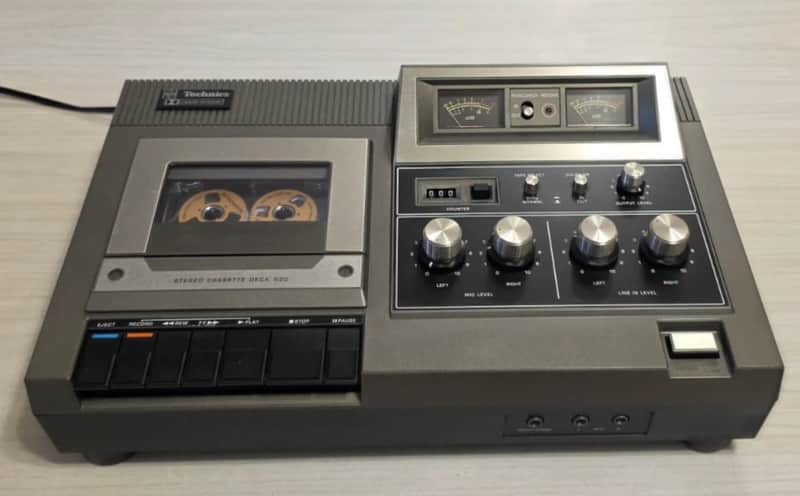 VINTAGE TECHNICS CASSETTE/TAPE DECK TOP LOADING/MADE IN JAPAN image 1