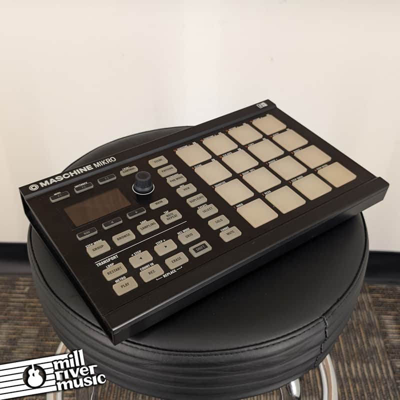 Native Instruments Maschine Mikro mkII Groove Production Studio