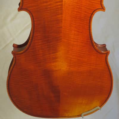 Suzuki Violin No. 330, Japan, 3/4 - VERY GOOD SOUND! - Case, Bow, Shoulder Rest, Dominant Strings image 2