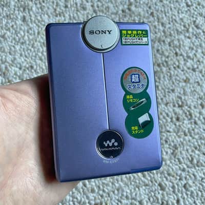 Sony WM-EX921 Walkman Cassette Player, Awesome Purple ! Working : ) image 2
