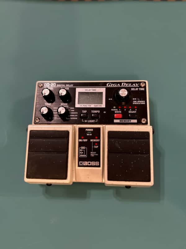 Boss DD-20 Giga Delay