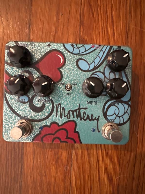 Keeley Monterey Rotary Fuzz Vibe 2016 - Present - Blue / Graphic image 1