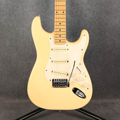 Squier Stratocaster - Made in Korea - White - 2nd Hand image 3