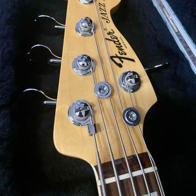 Fender American Deluxe Jazz Bass 5 String image 4