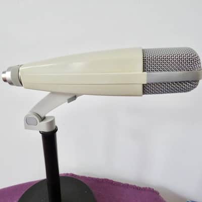 Sennheiser MD 421-N Cardioid Dynamic Microphone image 4
