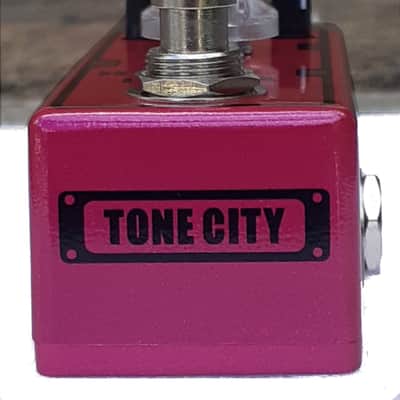 Tone City Hot Mama Overdrive + Distortion The HOT MAMA is almost identical to LIL HEAT but with a LOT more HOTNESS Guitar Effect Pedal ✅New Release image 6