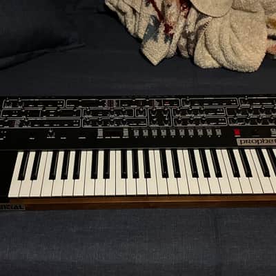 Prophet-6 Polyphonic Analog Synthesizer Keyboard image 2
