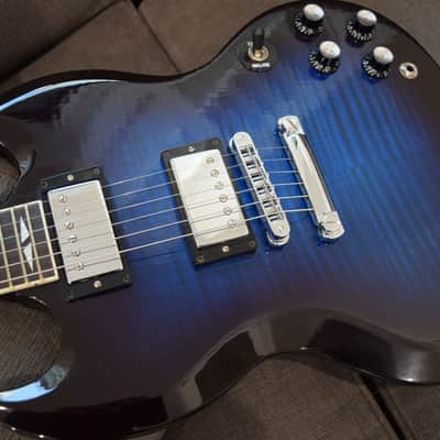Gibson SG Supreme 2001 - Midnight Blue Burst Split Diamond Logos and Inlays Ebony Fretboard image 4