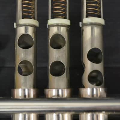 Getzen Capri - Plateado image 21