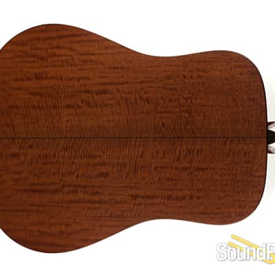 2010 Bourgeois Country Boy Deluxe Custom - Pale Sunburst - Red Adirondack Spruce / Flamed Beeswing Mahogany image 10