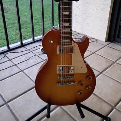 Gibson Les Paul Tribute 2019 - 2024 - Satin Honeyburst w/Original Soft Shell Case image 2