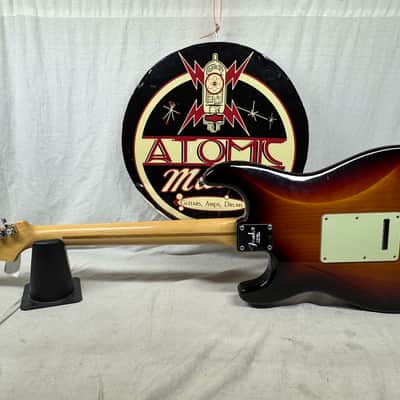 Fender American Professional Stratocaster HSS Shawbucker Guitar 2016 - 3-Color Sunburst / Maple Neck image 7