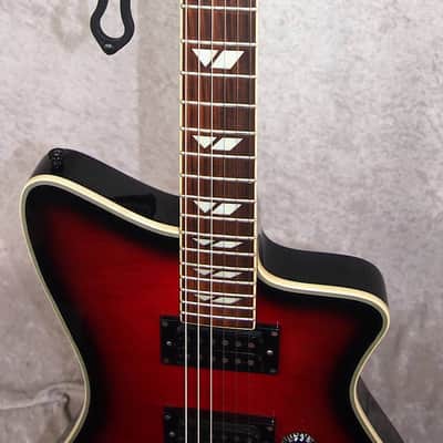 Fernandes Vertigo electric guitar with hardshell case image 4