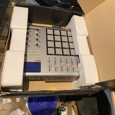 Akai MPD24 Pad Control