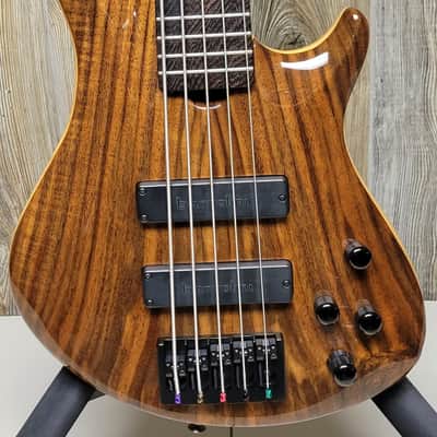 Roscoe SKB Custom 5 Walnut 2015 Natural image 2