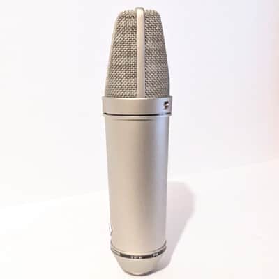 IMMACULATE U 87 Ai W/ HARD SHELL CASE image 5