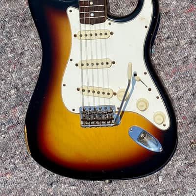 Fender Stratocaster 1965 - Sunburst Small Head image 2