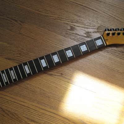 Neck Maple Rosewood Block Inlays Project image 1