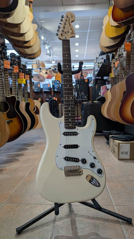 Fender Ritchie Blackmore Signature Stratocaster B-Stock - Olympic White
