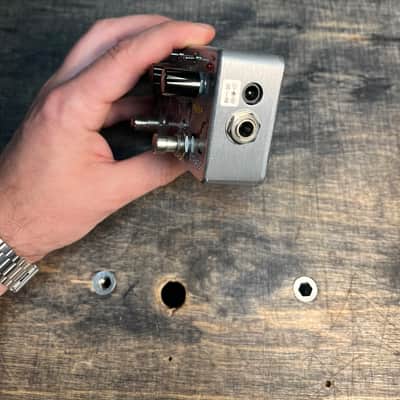 Zvex Vexter Series Sonar Tremolo with Tap Tempo 2010s - Silver with Graphic image 5