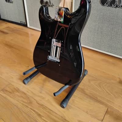 Fender FSR Special Edition Player Stratocaster with Maple Fretboard - 2015 - Black image 14