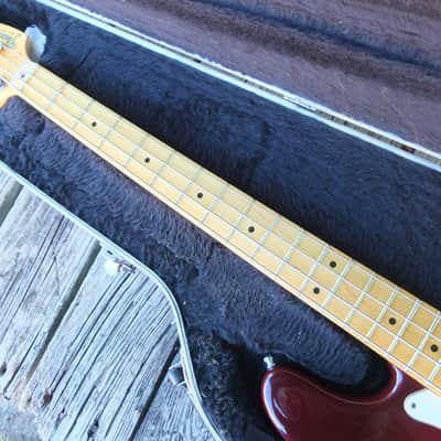 Fender Elite Precision Bass II with Maple Fretboard 1983 - 1985 - Wild Cherry image 4