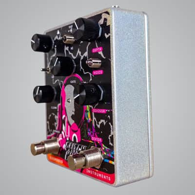 Cosmodio Instruments Glitch Witch Auto-Modulated Logic Fuzz image 2