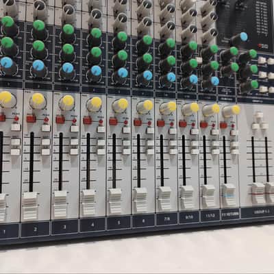 Soundcraft Signature 12 12-Channel Analog USB Mixer with Effects 2010s - Blue image 3
