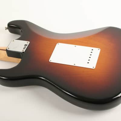 Fender Custom Shop Limited Edition 70th Anniversary 1954 Stratocaster DLX Closet Classic 1-Piece Quartersawn Maple Neck Fingerboard Wide-Fade 2-Color Sunburst XN5106 image 8