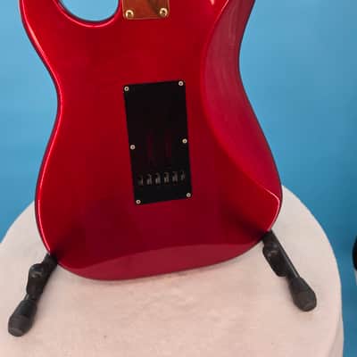 G&L S-500 USA Older Model - Candy Apple Red NICE Tweed Case image 6